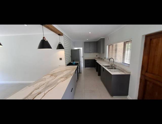 3 BEDROOM HOUSE FOR SALE IN MOUNTAIN HOMES